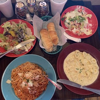 Di Rosani's - Lunch for 2. Spaghetti with Meatballs and Tortellini Alfredo. - Italian Near Me - Irving, Texas Di Rosani's - Lunch for 2. Spaghetti with Meatballs and Tortellini Alfredo. - Italian Near Me - Irving, Texas