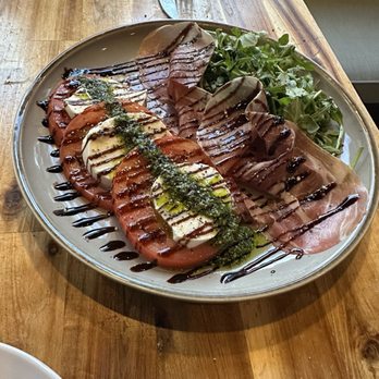 Del Sur Artisan Eats - Caprese' Salad - Steakhouses Near Me - Saint Simons Island, Georgia