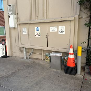 Raffi's Place - Parking announcements - Middle Eastern Near Me - Glendale, California Raffi's Place - Parking announcements - Middle Eastern Near Me - Glendale, California