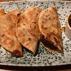 MT Bellies Tap & Grillhouse - Birria tacos