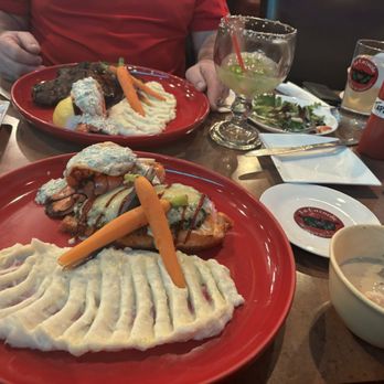 La Cazuela Mexican - Salmon, Lobster yum - Mexican Near Me - Lynnwood, Washington La Cazuela Mexican - Salmon, Lobster yum - Mexican Near Me - Lynnwood, Washington