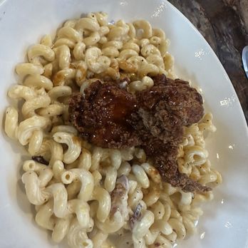 Redhead Lakeside Grill - THE BEST - Pizza Near Me - Osage Beach, Missouri