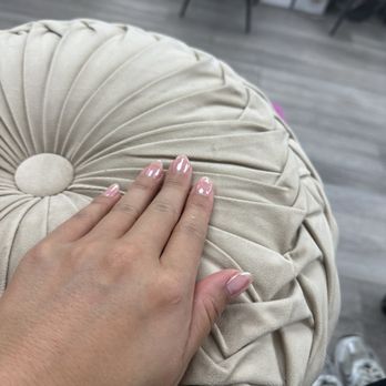 Lumi Nail Studio - Nail Salons Near Me - Pasadena, California