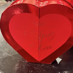 Victoria's Secret & PINK - Victoria's Secret Valentine's Day