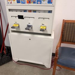 Cy Laundry - Broken as well eats your money