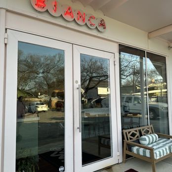 Casa Bianca - Wine Bars Near Me - Austin, Texas