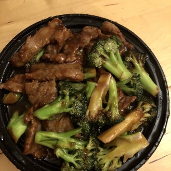 Hunan Express - beef and broccoli on a plate - Chinese Near Me - Montgomery Village, Maryland Hunan Express - beef and broccoli on a plate - Chinese Near Me - Montgomery Village, Maryland