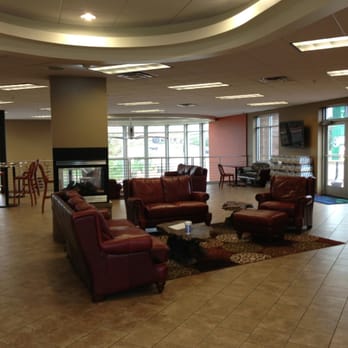 Bobby & Steve's Auto World - Waiting area - Auto Repair Near Me - Eden Prairie, Minnesota Bobby & Steve's Auto World - Waiting area - Auto Repair Near Me - Eden Prairie, Minnesota