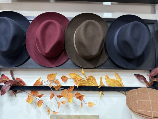 Lock & Co. Hatters by null