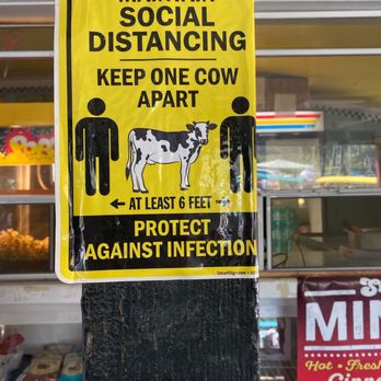 Lemos Farm - Cute sign - Amusement Parks Near Me - Half Moon Bay, California