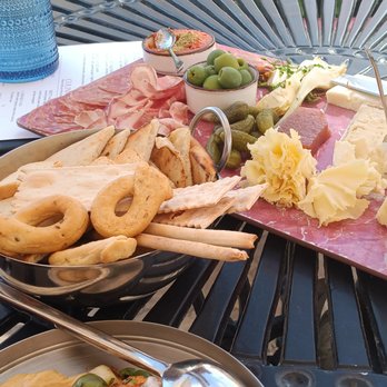 DAOU Vineyards - Wineries Near Me - Paso Robles, California