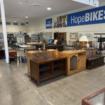 HopeTHRIFT - San Jose - Thrift Stores Near Me - San Jose, California HopeTHRIFT - San Jose - Thrift Stores Near Me - San Jose, California