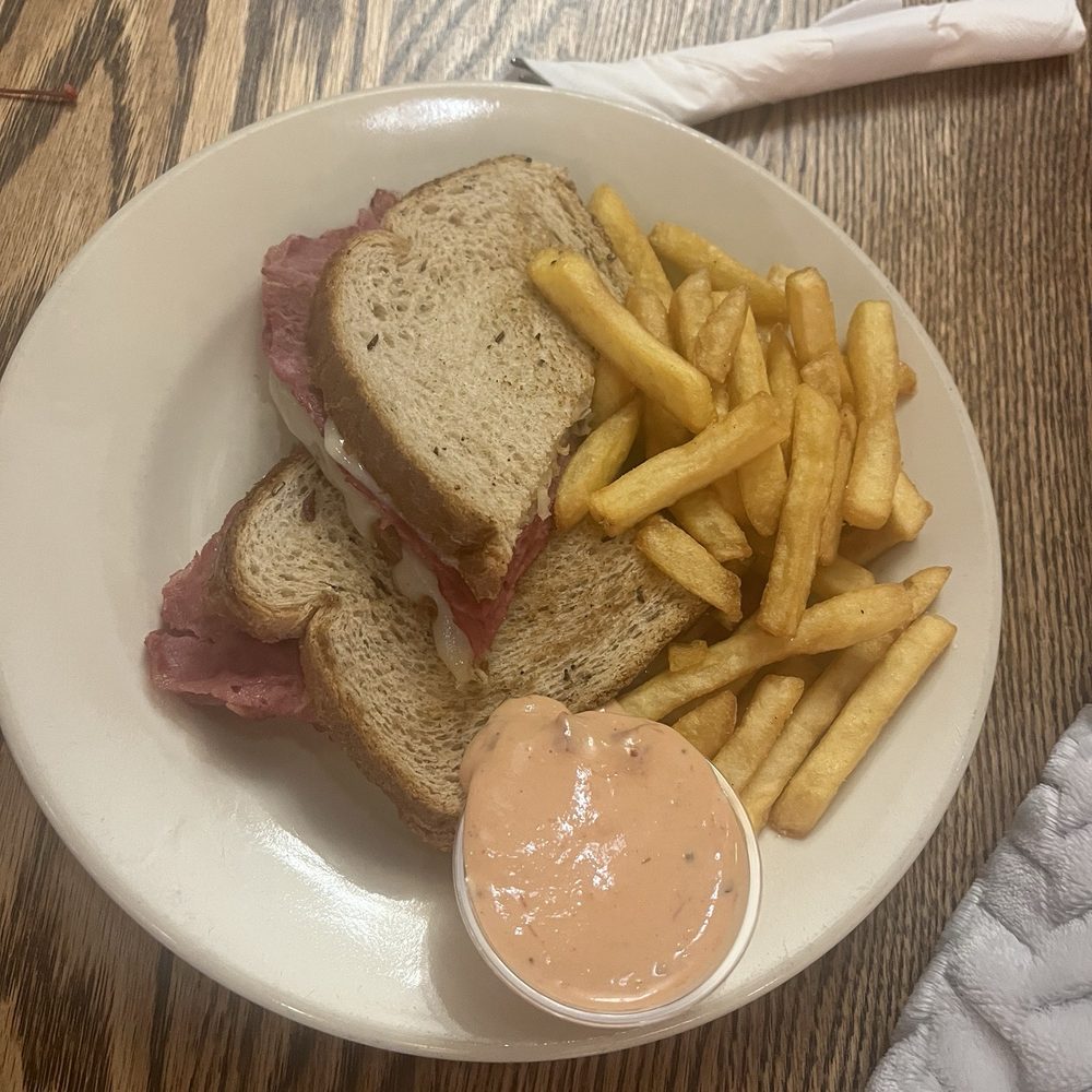 Ruby House Restaurant - Reuben - American Near Me - Keystone, South Dakota Ruby House Restaurant - Reuben - American Near Me - Keystone, South Dakota
