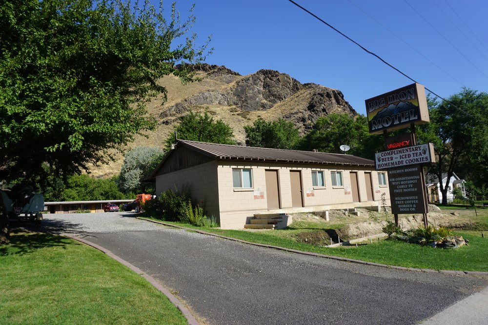 BIG IRON MOTEL Updated September 2024 515 N Main St, Riggins, Idaho