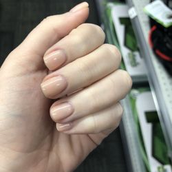 Jasmine Jadelynn Nail Bar & Spa - Gel mani by Sarah