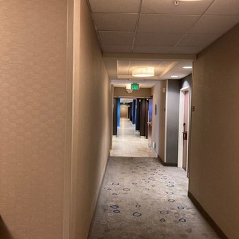 Courtyard by Marriott Los Angeles Burbank Airport - Hotels Near Me - Burbank, California