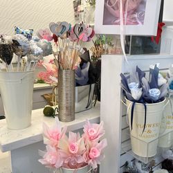 Flowers on Bay - Balloons and sexto accessories