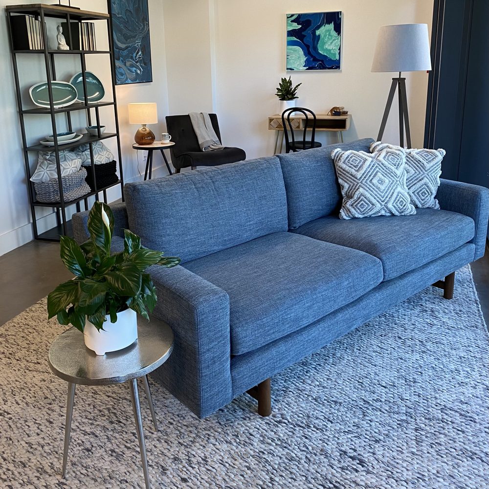 THE LIST HOME DECOR Updated August 2024 1721 Fir Street, Vancouver