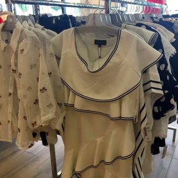 Fox's Designer Clothing - Women's Clothing Near Me - Sandy Springs, Georgia