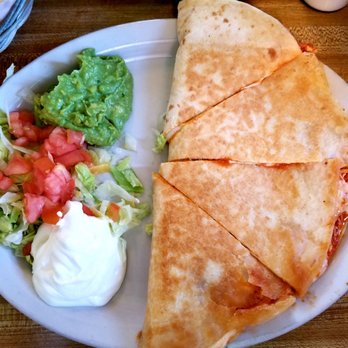 Little Cancun - Franklin - Big chicken quesadilla - Mexican Near Me - Franklin, Wisconsin