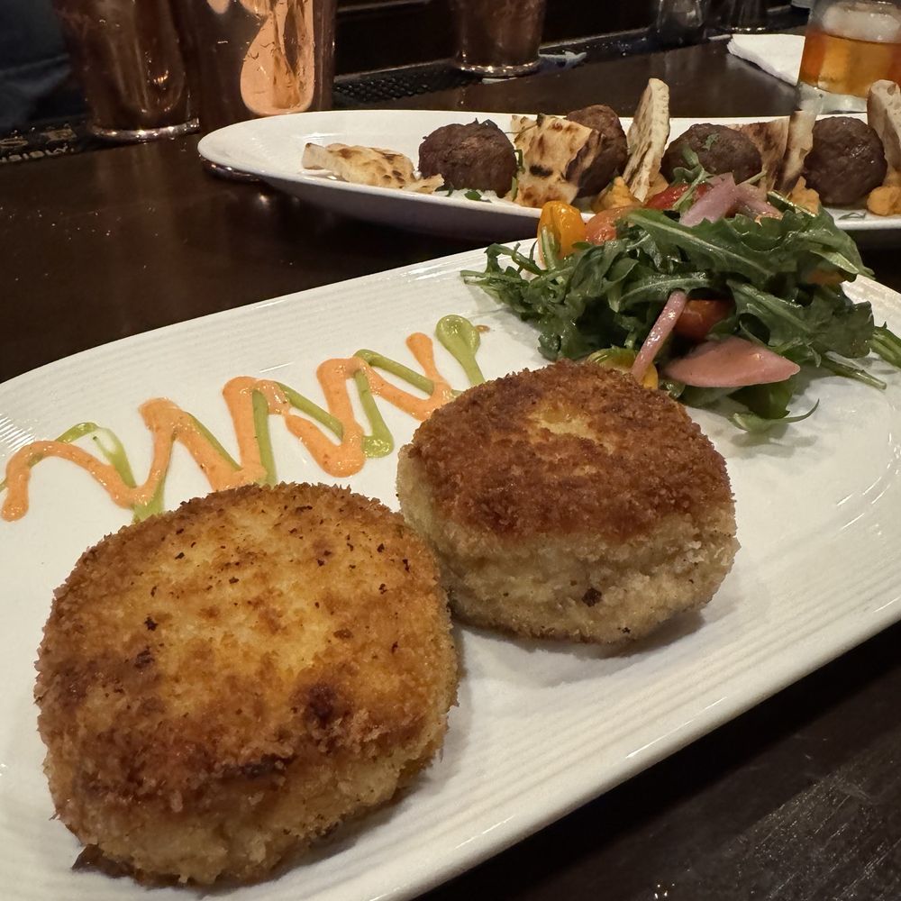 Life After Restaurant & Lounge - Crabcakes - American Near Me - Edgewater, New Jersey