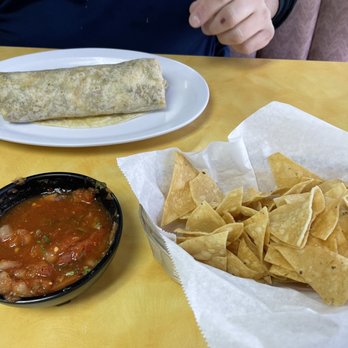 Los Magueyes - Chips and salsa - Seafood Near Me - Apple Valley, California Los Magueyes - Chips and salsa - Seafood Near Me - Apple Valley, California