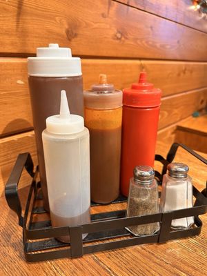 Momma's Mustard, Pickles & BBQ - Hurstbourne by null