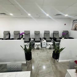 Jolie Nails & Spa