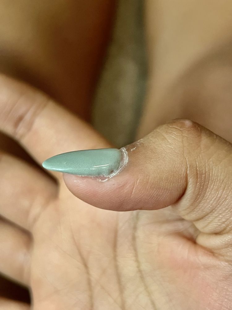 Creative Nails & Spa Image