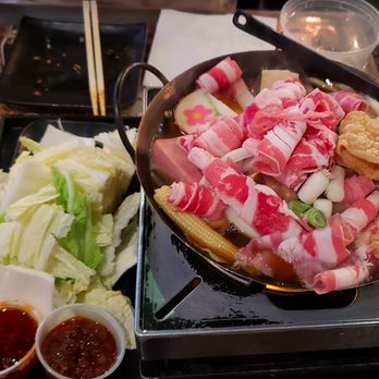 Mabu Generation - Yes, this is one mini hot pot! - Taiwanese Near Me - Markham, Ontario