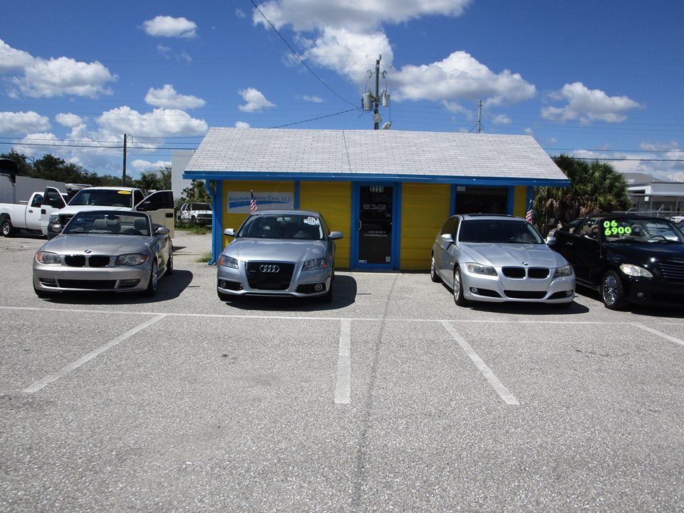 BLUESLADE MOTOR CARS LLC Updated October 2024 13 Photos 2231 Bee