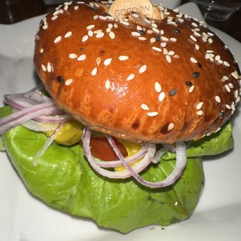 Gordon Ramsay Burger Las Vegas - Cheeseburger is amazing! - Burgers Near Me - Las Vegas, Nevada