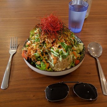 The Poke Guy - Lil Guy Bowl with the chilli threads - Hawaiian Near Me - Vancouver, British Columbia The Poke Guy - Lil Guy Bowl with the chilli threads - Hawaiian Near Me - Vancouver, British Columbia