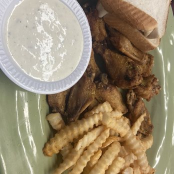 Classic Burger and BBQ - 12 Piece Wings, Fries and a Drink ( lemon pepper) - Barbeque Near Me - Bessemer, Alabama