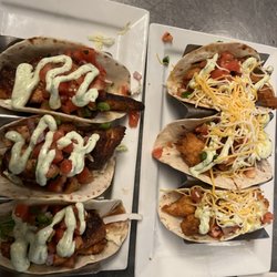 Twin Hickory Tavern - Chicken and blacken salmon tacos