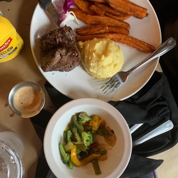 Tamara's Downtown - New American Near Me - Fairhope, Alabama
