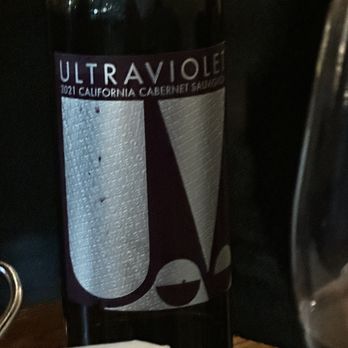 Vinted Wine Bar & Kitchen - Such a great wine - Wine Bars Near Me - West Hartford, Connecticut