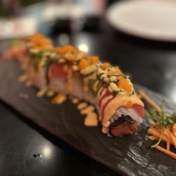 Kobé Japanese Steakhouse - Tampa - Ultimate tuna roll
