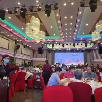Fortune Palace Restaurant - dine-in - Dim Sum Near Me - Brooklyn, New York Fortune Palace Restaurant - dine-in - Dim Sum Near Me - Brooklyn, New York