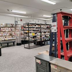 Maker House Company - Inside the store