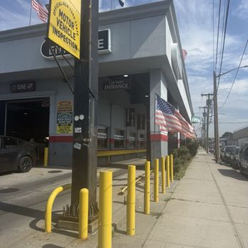 Silverpoint Car Care Center - Car Wash Near Me - College Point, New York