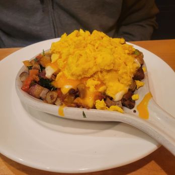 Yolk - South Loop - Build your own scramble.. potatoes, eggs, tomatoes, green pepper, onions, sausage and bacon. - Breakfast & Brunch Near Me - Chicago, Illinois Yolk - South Loop - Build your own scramble.. potatoes, eggs, tomatoes, green pepper, onions, sausage and bacon. - Breakfast & Brunch Near Me - Chicago, Illinois