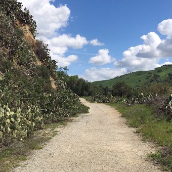 Sycamore Canyon Trail - Beginning of the trail. - Parks Near Me - Whittier, California Sycamore Canyon Trail - Beginning of the trail. - Parks Near Me - Whittier, California