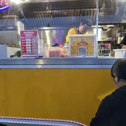R&K Cocina - Food truck includes hours