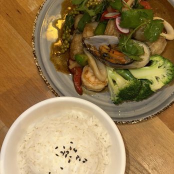 Summer Canteen - Spicy Seafood - Thai Near Me - Toluca Lake, California Summer Canteen - Spicy Seafood - Thai Near Me - Toluca Lake, California