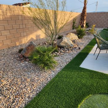Competition Green Landscape - Back wall landscaping - Landscaping Near Me - Palm Springs, California Competition Green Landscape - Back wall landscaping - Landscaping Near Me - Palm Springs, California