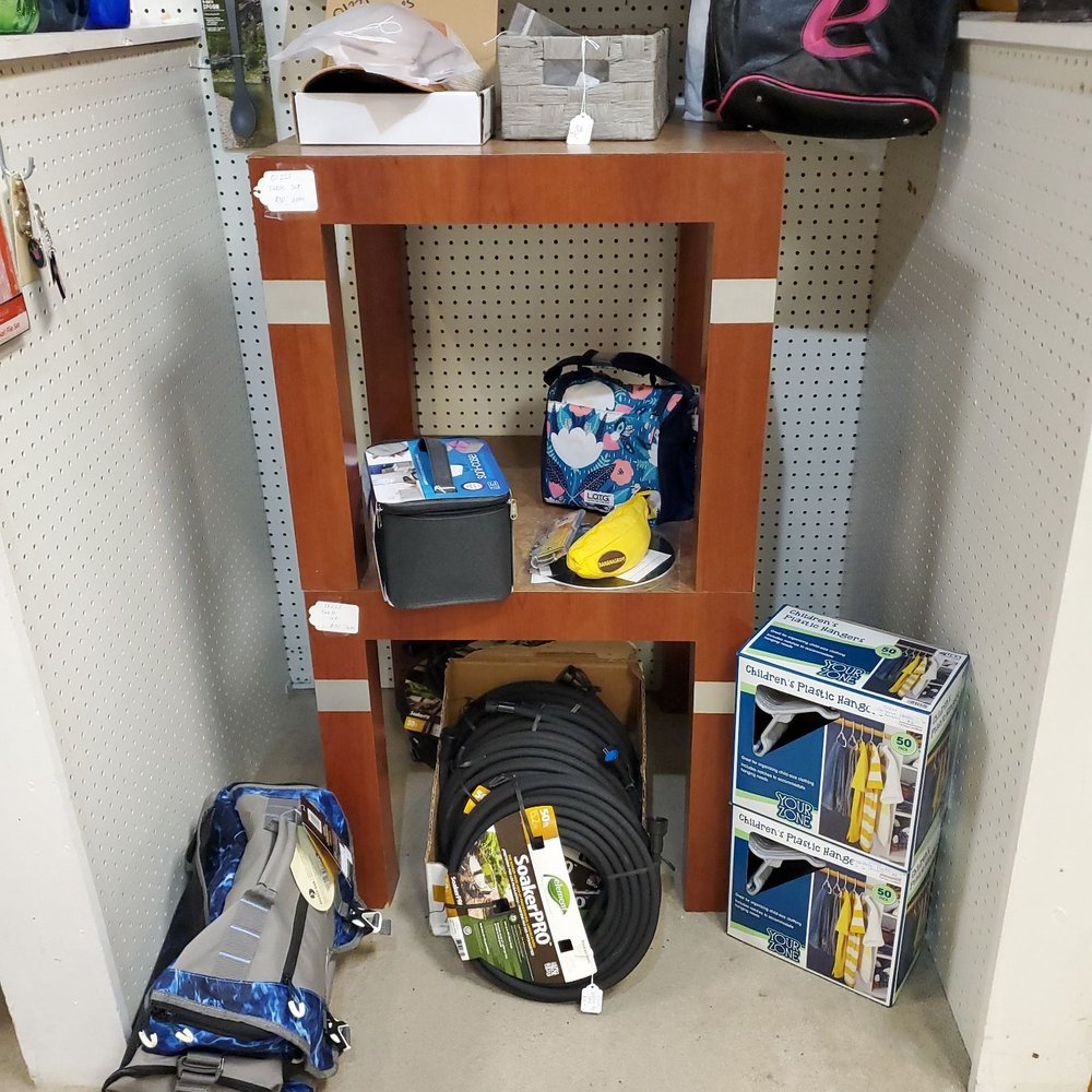 Knick Knacks - ? - Antiques Near Me - Duncanville, Texas