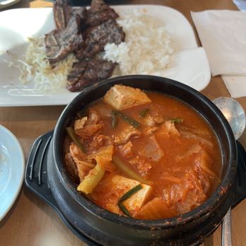 Ireh Restaurant - Kimchi stew and La La Kalbi - Korean Near Me - Honolulu, Hawaii Ireh Restaurant - Kimchi stew and La La Kalbi - Korean Near Me - Honolulu, Hawaii