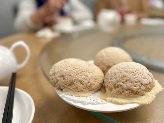Ming's Tasty by null