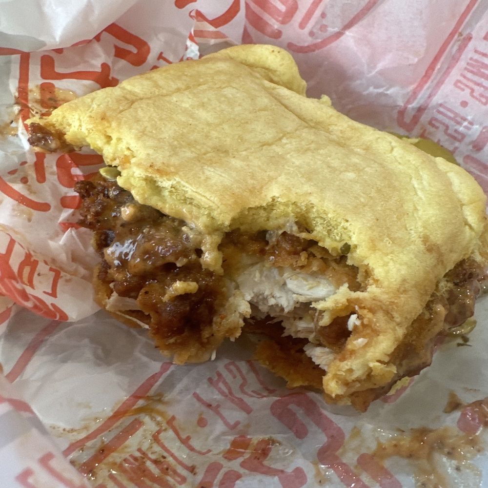 MotLee's - Just gross - Fast Food Near Me - Macclenny, Florida